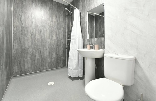 Pontefract Apartment | Lush 1 bedroom Apartment
