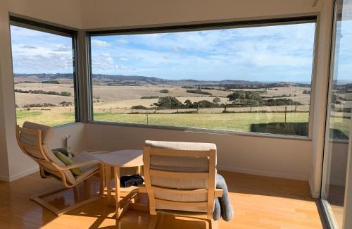 Bald Hills Villa | Lush Pastures