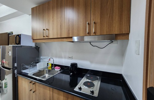 San Antonio Condo | Lush Tower Makati