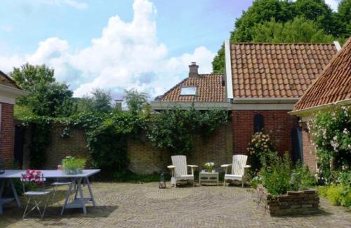 Tinallinge House | Lutje Hoeske