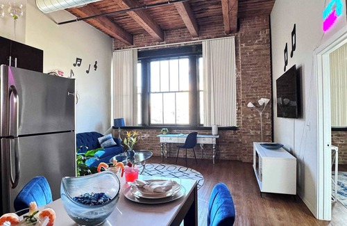 Near South Side Apartment | Luxéry Stay South Loop - McCormick/Wintrust Area