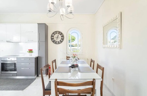 Nea Makri Villa | "Lux 3-bedroom Villa - L&L Refuge"