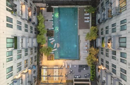 Fort Worth Apartment | Lux Downtown Fort Worth Retreat, Resort Style Pool, Gym and Parking