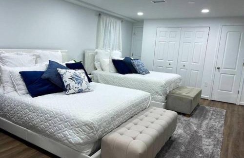 Colesville House | Lux Family Xcape with HotTub Fireplace Deck BBQ