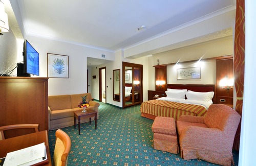 Azuga Hotel | Lux Garden Hotel