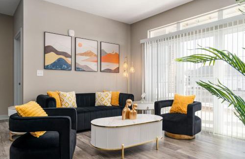 Whitestown Apartment | Lux Haven