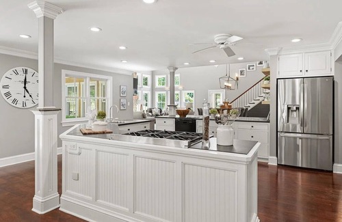 Phoenixville House | Lux Retreat with Stunning Views & Ultimate comfort