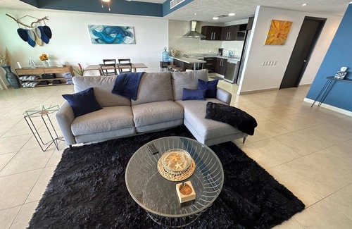 South Hotel Zone Resort | @Lux Seaview Suite W/King Bed & Infinity Pools@