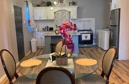 Georgetown Apartment | Lux Townhouse in Georgetown