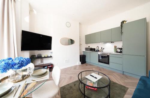Harrow Road Apartment | Luxe 2 Bed In Maida Vale