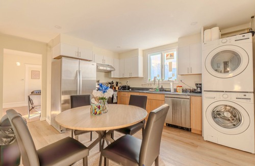 East Somerville House | LUXE 4BDR/2BA Near Boston- T-Station & Encore Casino