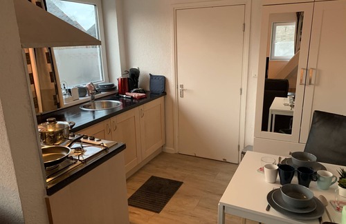 Apeldoorn Zuid Apartment | Luxe Appartement Apeldoorn JACUZZI SAUNA