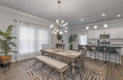 Broadmoor House | Luxe, Central, & Contemporary - A Modern Utopia!nTv in each room.