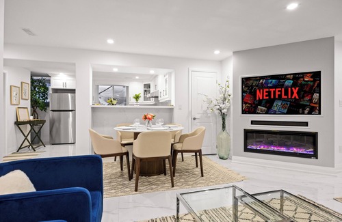 Caledon Apartment | Luxe & Cozy: Stylish Apartment in Caledon