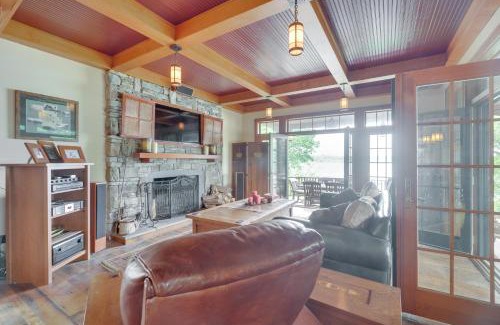 Middle Hope House | Luxe Family Home on Orange Lake with Private Dock!