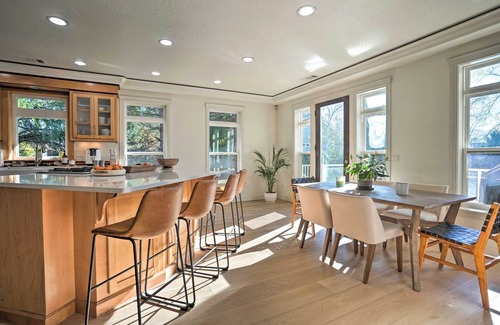 Grants Pass House | Luxe Getaway w/Riverfront Views in Grants Pass!