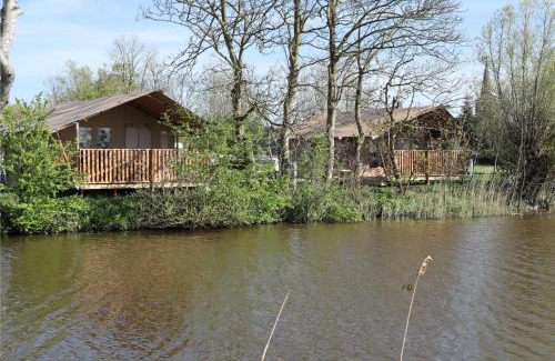 Wommels Other | Luxe glamping tenten aan het water