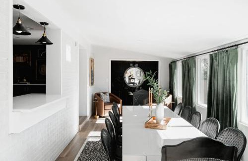 Allendale Area House | Luxe Home with Hot Tub Movie Room and Firepit Near Denver