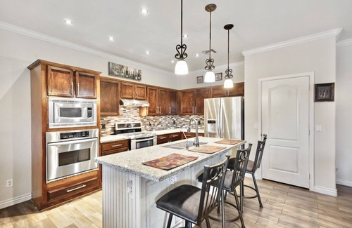 Gilbert House | Luxe Private Gilbert Oasis Near Heritage District!