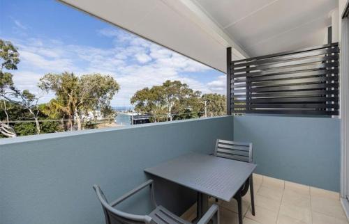 Urangan Apartment | Luxe Resort Units Urangan Esp Hervey Bay Marina Ocean Views Pool
