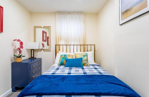 New Rochelle Apartment | Luxe Retreat 2 Bedroom Hideaway Minutes from NYC