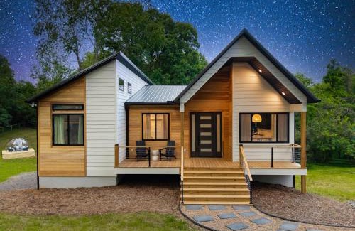 Arden House | Luxe Scandinavian Chalet