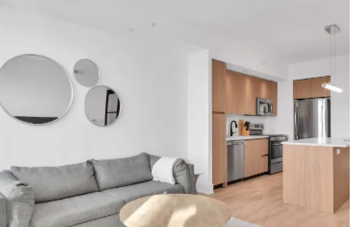 Jefferson Manor Apartment | Luxi Bluish-Gray 2BR Tysons in Boro with Amenities + Mall/Gym/Pool