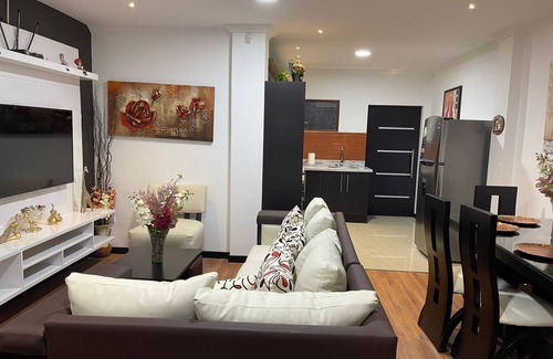 San Blas Apartment | LUXOR CUENCA APARTMENT (Mins to Historic District)