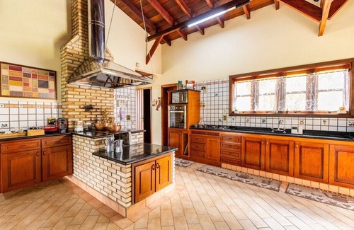 Sete Pontes House | Luxuosa casa Braganca Paulista represa 18Px