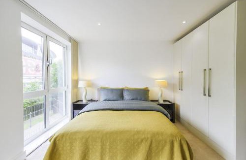 Highbury West Apartment | Luxurious 2-Bedroom Apartment