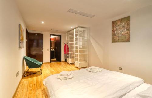 Sector 1 Apartment | Luxurious 3 Bedroom Apartment in Herastrau