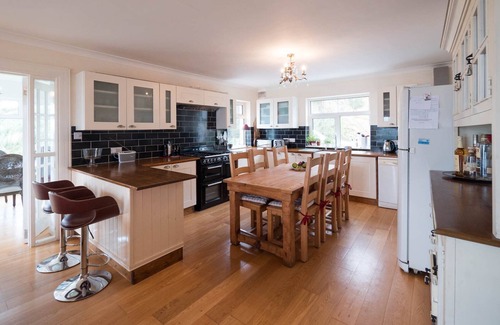 Lettermacaward House | Luxurious 5 bedroomed home with sea view close to beach