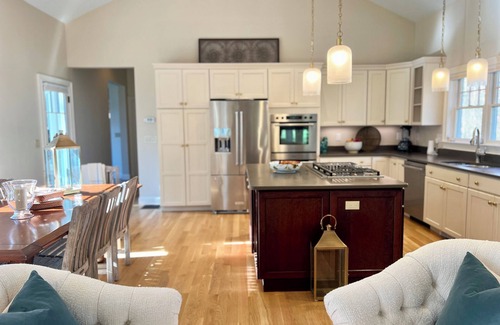 Woodstock House | Luxurious 5-BR home in peaceful 3+-acre setting with heated, salt-water pool!
