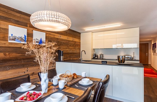 Zermatt Apartment | Luxurious Chalet Petit - matterhorn views, central location, outdoor hot tub