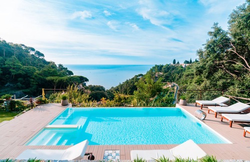 Maiori Villa | Luxurious country residence with infinity pool on the Amalfi Coast