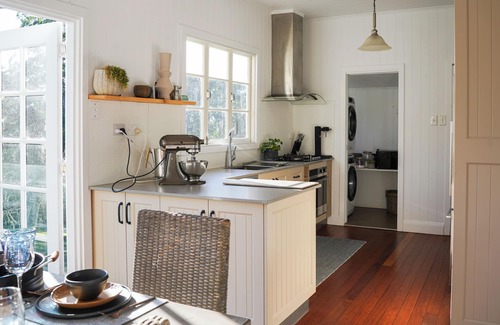 Ravensbourne House | Luxurious Escape for Families & Groups on outskirts of Toowoomba