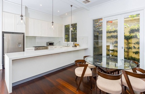 Moonee Ponds House | Luxurious heritage home with gorgeous garden in central Moonee Ponds