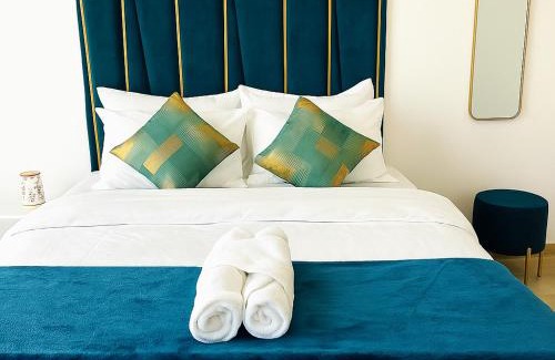 Jumeirah Village Circle Apartment | Luxurious & Modern Studio in JVC
