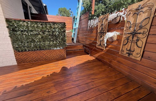 Hidden Valley House | Luxurious Newly Renovated Home-King Bdr/Lrg Tub near South End, NoDa & Uptown