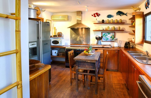 Cap Malheureux Apartment | Luxurious One Bedroom Apartment With Kitchen And Private Garden
