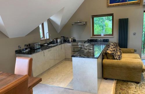 Nailsea House | Luxurious private coach house