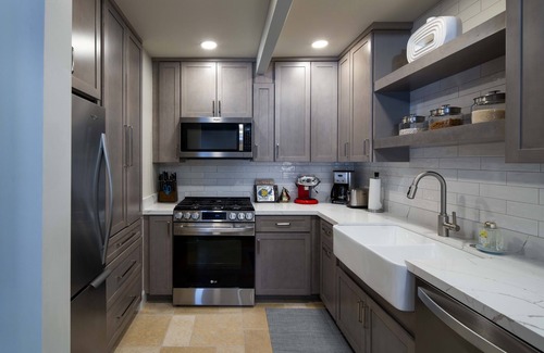 Sun Valley Condo | Luxurious Remodel- Walking Distance & Resort Pool Access