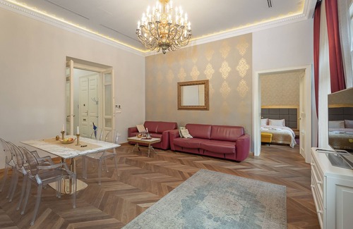 Belvaros - Lipotvaros Apartment | Luxurious Residence Apartment