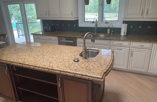 Midlothian House | Luxurious riverfront Manor with 6 bedrooms and WiFi, AC in fabulous Midlothian