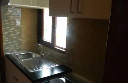 Lingwala Apartment | Luxurious Studio (by Gombe)