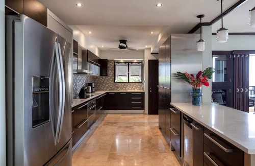 Old Trees Bay Villa | Luxurious Three-Bedroom Apartment