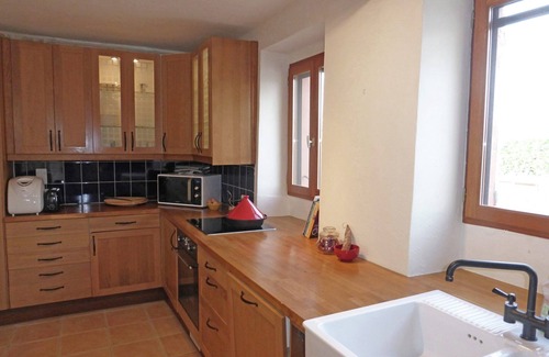 Cazaubon Villa | Luxurious Villa in Cazaubon with Swimming Pool