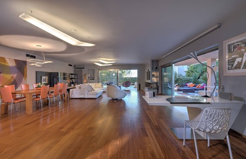 Saronikos Villa | Luxurious Villa Philoxenia