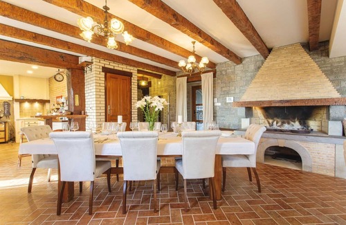 Buzet Villa | Luxurious Villa with a large Lagoon Pool with Waterfall and panoramic view for of up to 6 guests