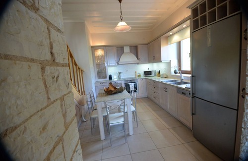Kassiopi Villa | Luxurious Villa With Private Pool And Stunning Views, 4 bedrooms and 5 bathrooms